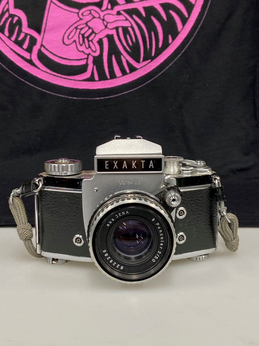 Exakta Varex IIb + Jena 50mm f2.8 + Original Bag – sviluppo rullino