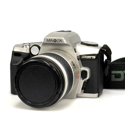 Minolta Dynax 5 + zoom Reflex