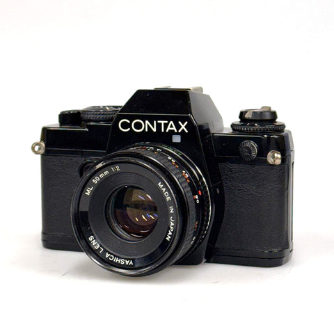 Contax 139 + yashica 50mm f2 Reflex