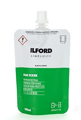 Ilford Simplicity Film Fixer Fissaggio 100ml sviluppo rullino Ilford Simplicity Film Fixer Fissaggio 100ml sviluppo rullino